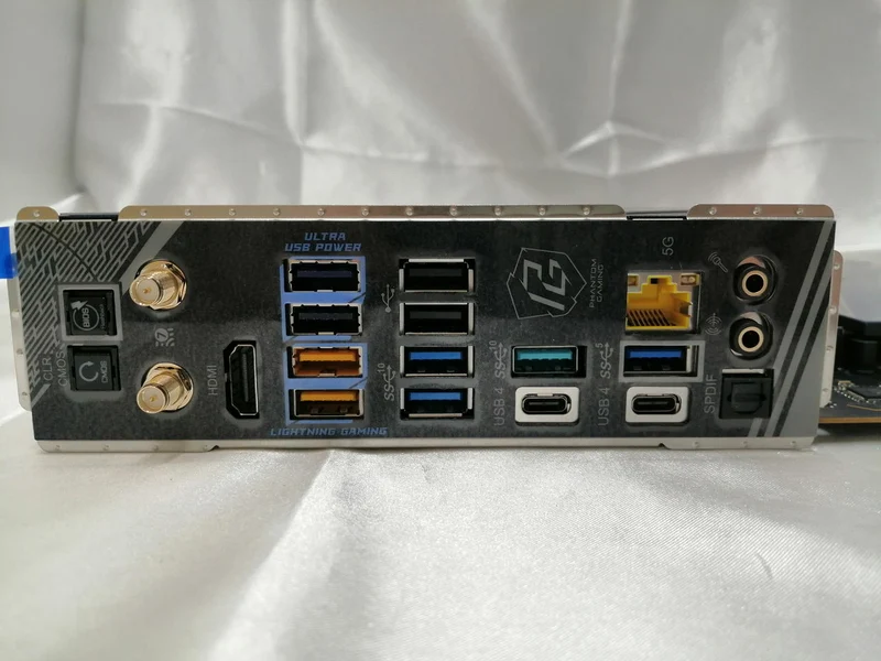 Carte mère ASROCK X870E NOVA WIFI