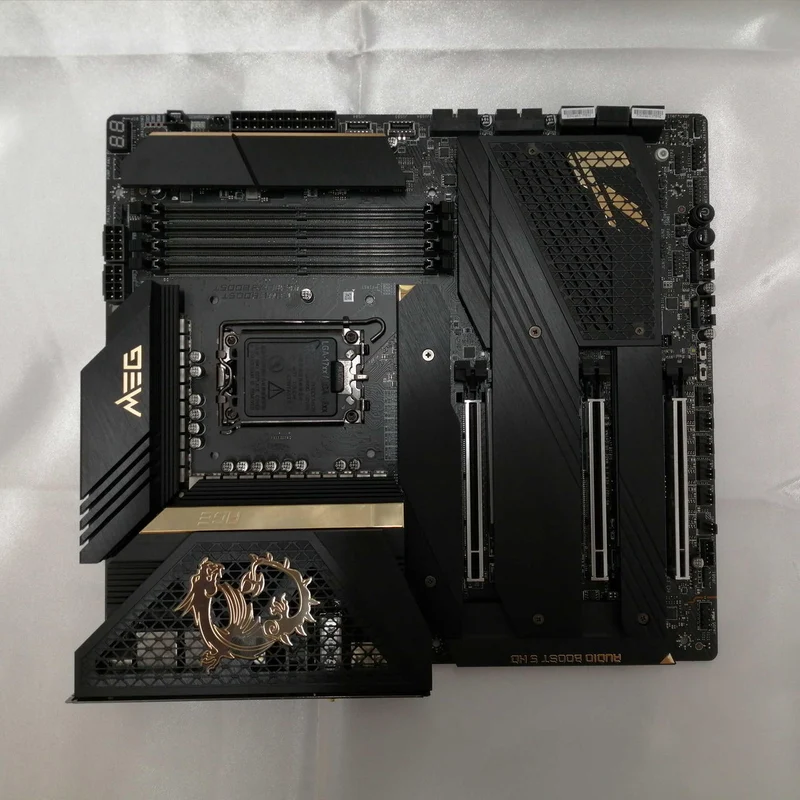 Carte mère MSI MEG Z690 ACE