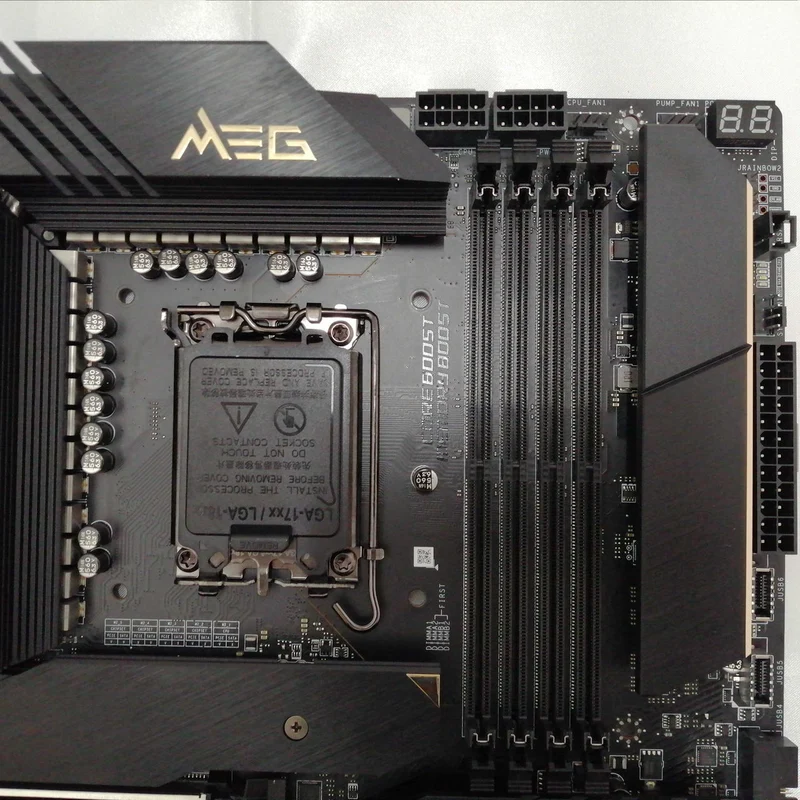 Carte mère MSI MEG Z690 ACE