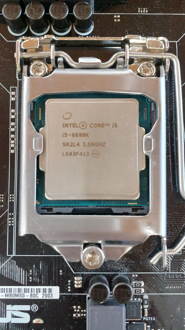 Carte mère ASUS + processeur H170 PRO GAMING / i5-6600K