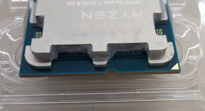 Processeur AMD Ryzen 7 9800X3D