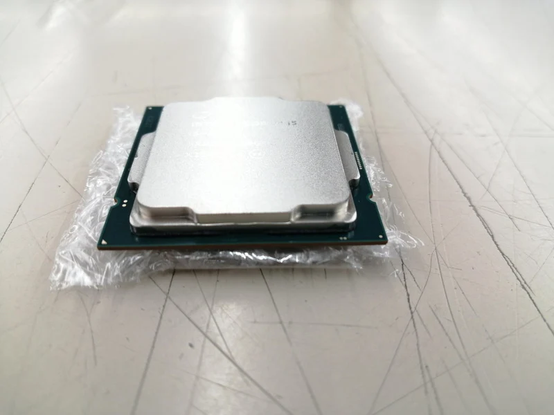 Processeur Intel Core i5 10505