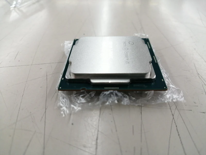 Processeur Intel Core i5 10505