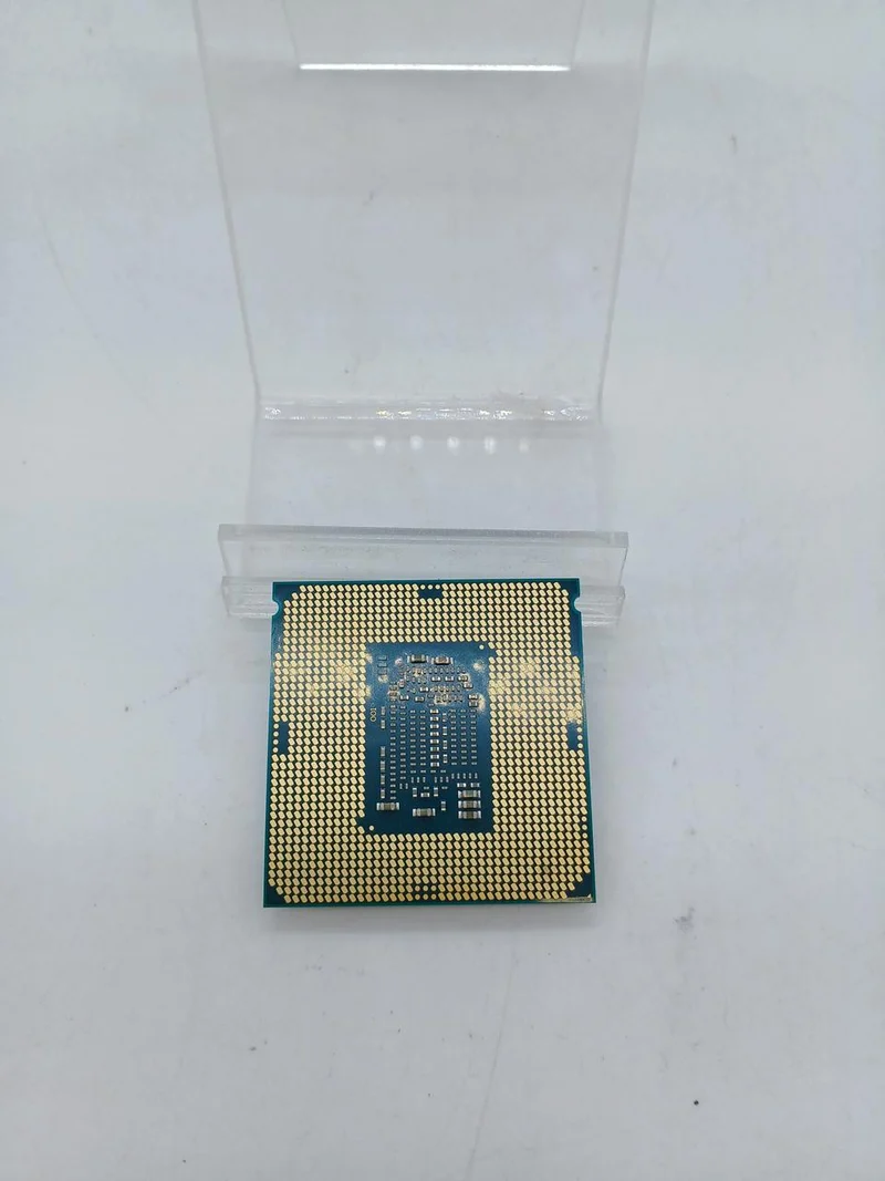 Processeur Intel Core i3-8100 à 3.60 GHz