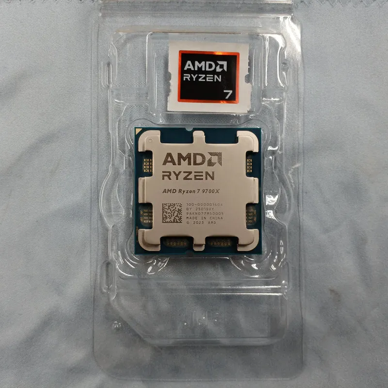 Processeur AMD Ryzen 7 9700X