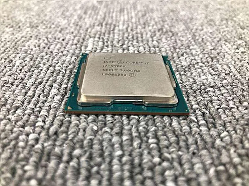 Intel Core i7 i7-9700K
