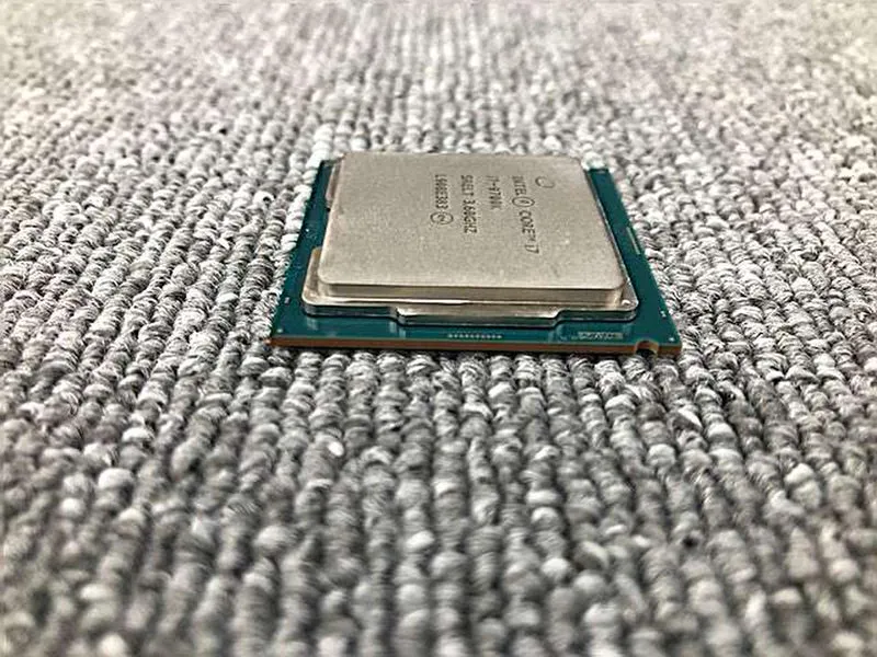 Intel Core i7 i7-9700K