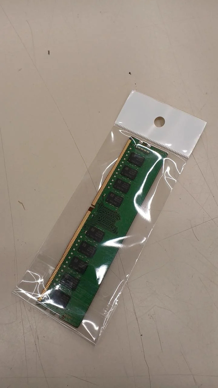 Mémoire de bureau SAMSUNG (DDR4 16 Go) M391A2K43BB1-CRCQ