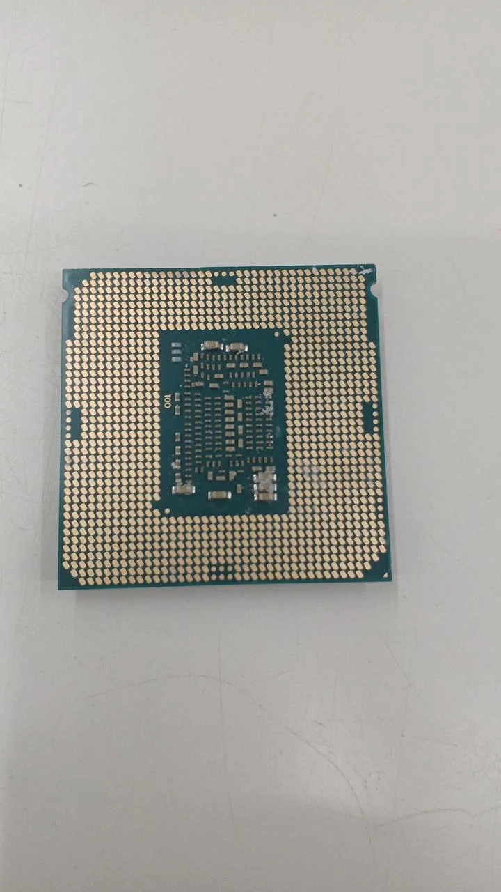 Processeur Intel Core i3-8100 à 3.60 GHz