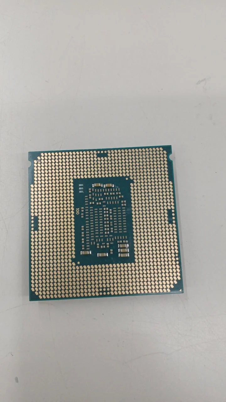 Processeur Intel Core i3-8100 à 3.60 GHz