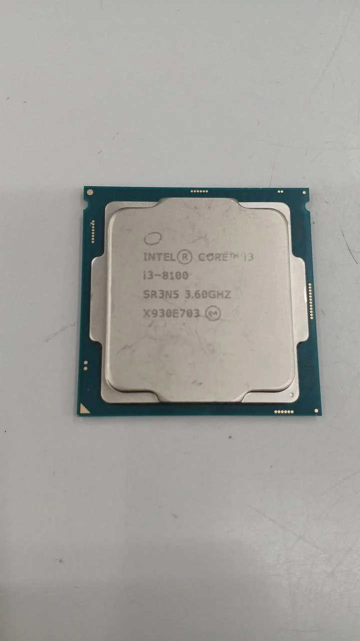 Processeur Intel Core i3-8100 à 3.60 GHz