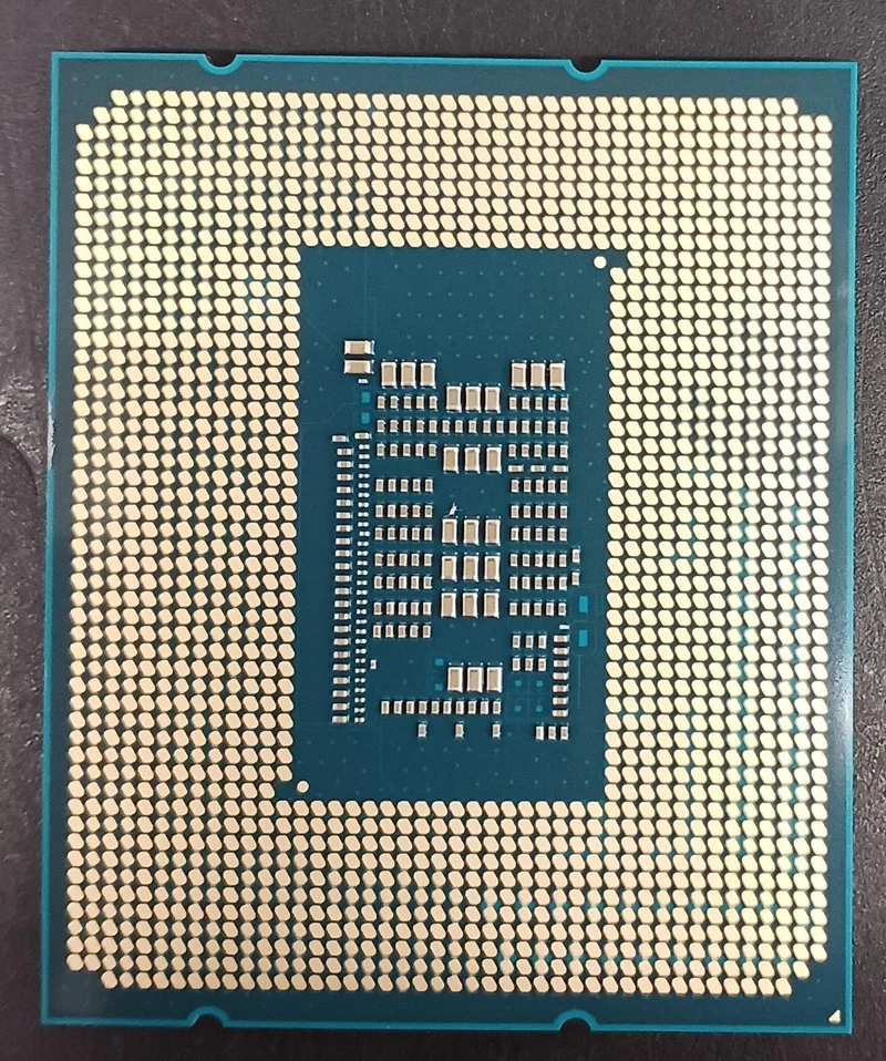 Processeur Intel Core i3-12100F