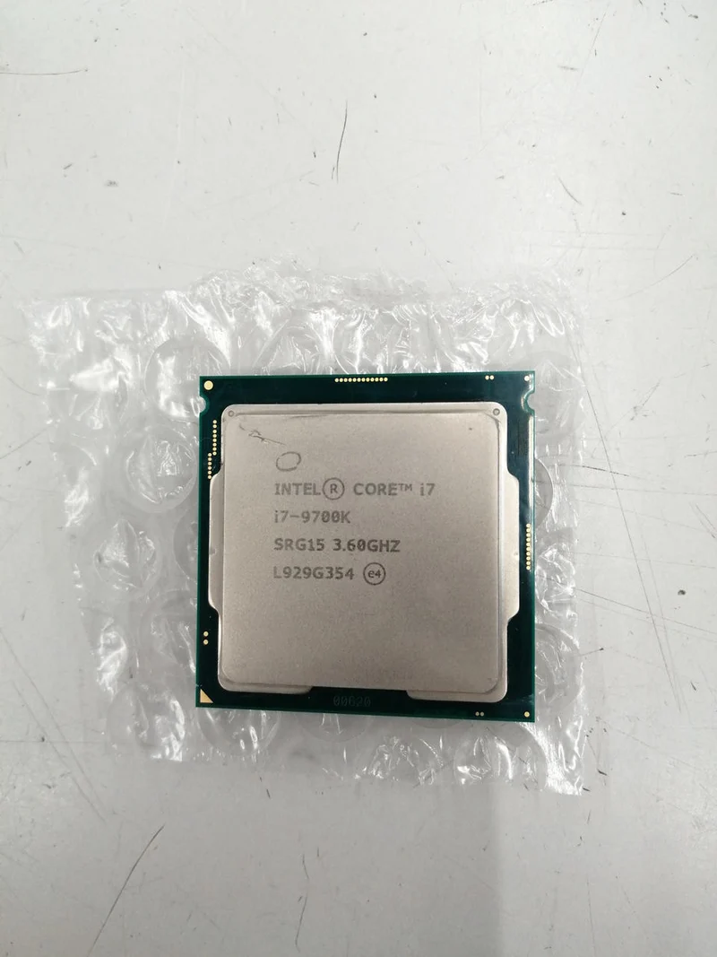 Intel i7-9700K Core i7-9700K
