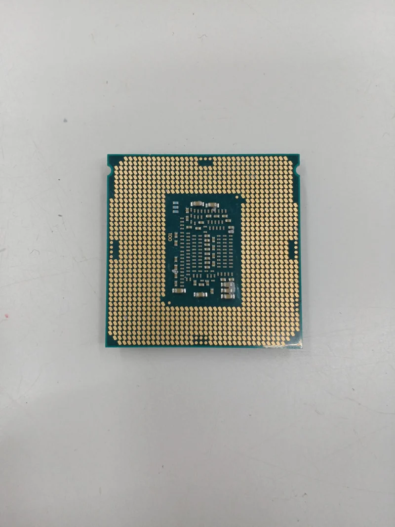 Processeur Intel Core i3-8100 à 3.60 GHz