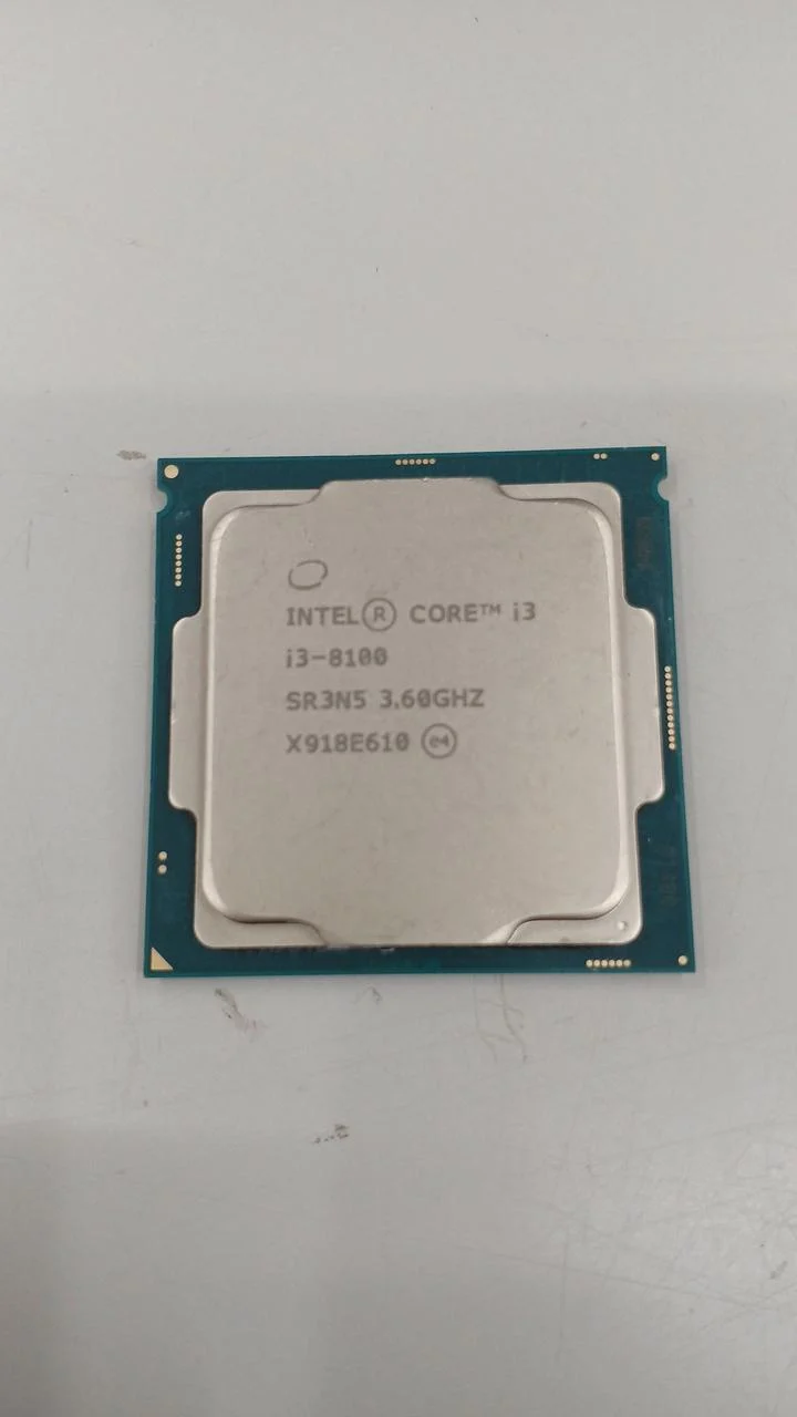 Processeur Intel Core i3-8100 à 3.60 GHz