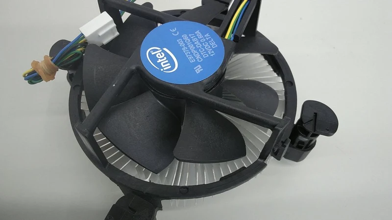 Processeur Intel Core i7-9700