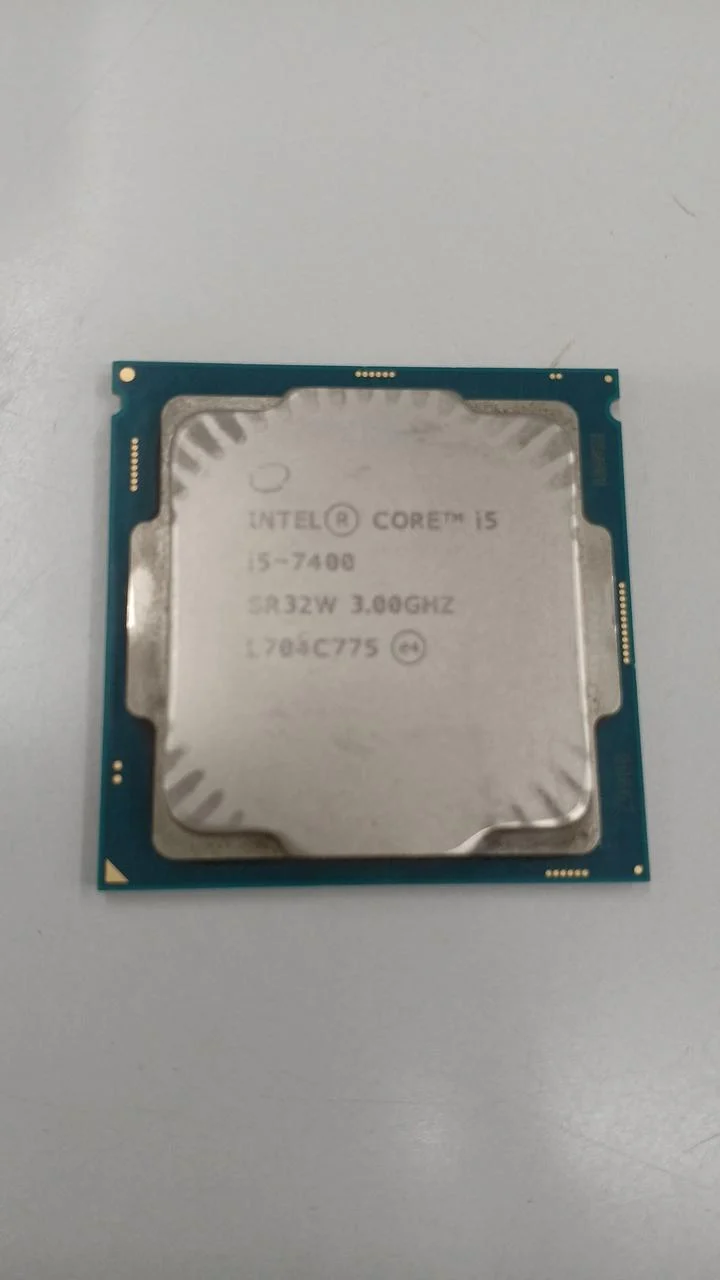 Processeur Intel Core i5-7400 à 3.00 GHz