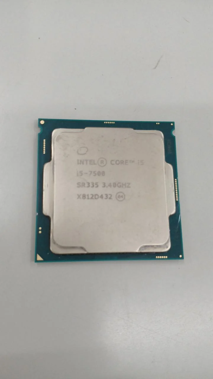Ensemble de 4 processeurs Intel Core i5-7500 à 3.40 GHz