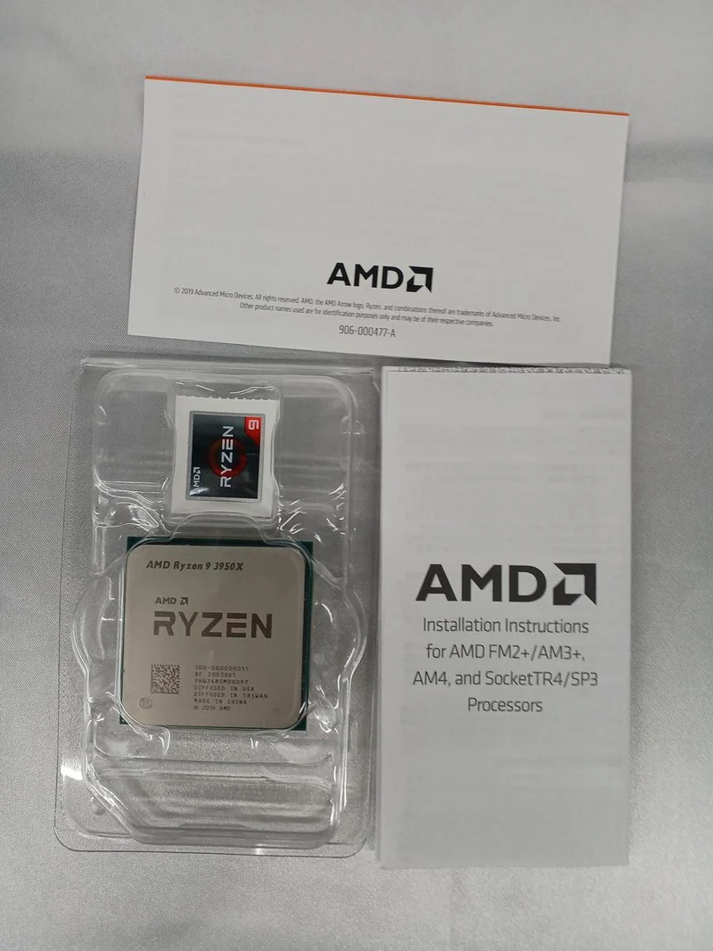 Processeur AMD Ryzen 9 3950X (boîte)