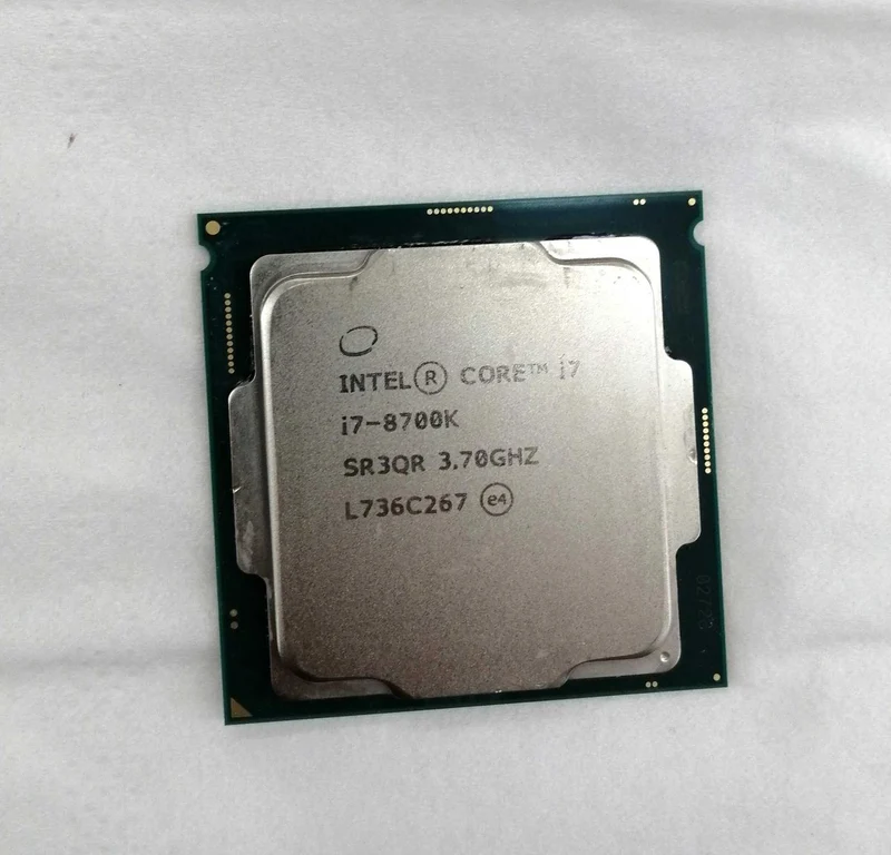 Processeur Intel i7-8700K 3.70 GHz