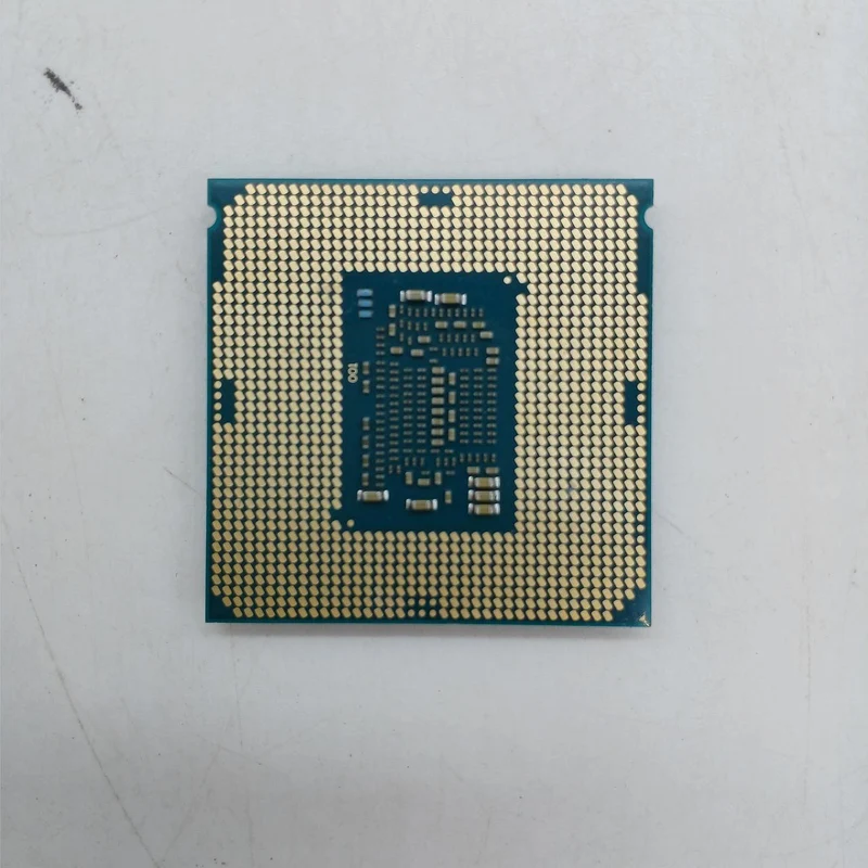 Processeur Intel Core i7-7700 à 3.60 GHz