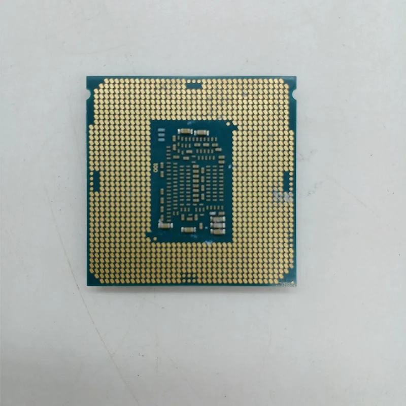Processeur Intel Core i7-7700 à 3.60 GHz