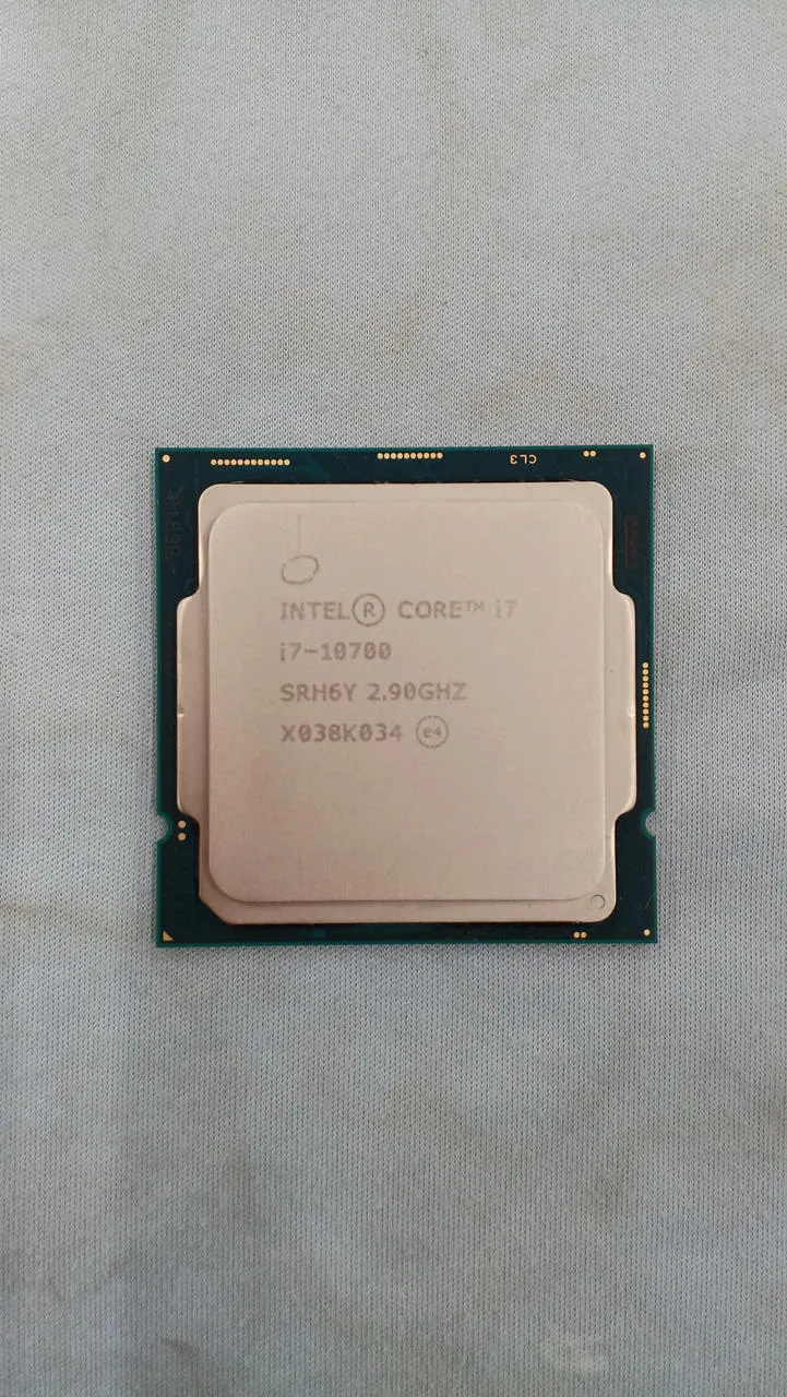 Processeur Intel Core i7 10700