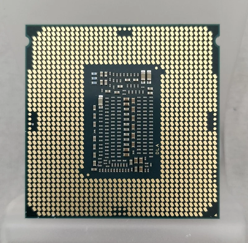 Processeur Intel Core i7 9700
