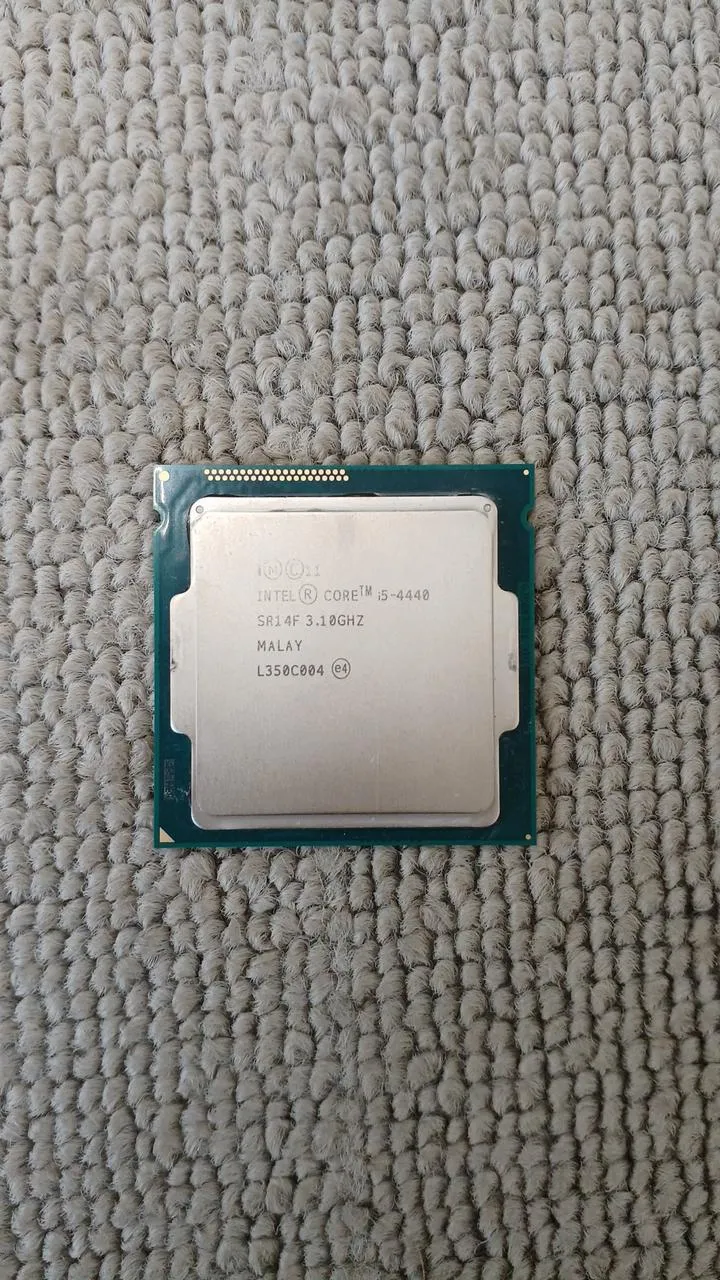 Processeur Intel Core i5-4440 à 3.1 GHz