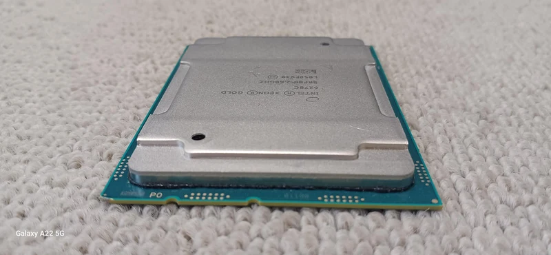 Processeur Intel Xeon Gold 6278C