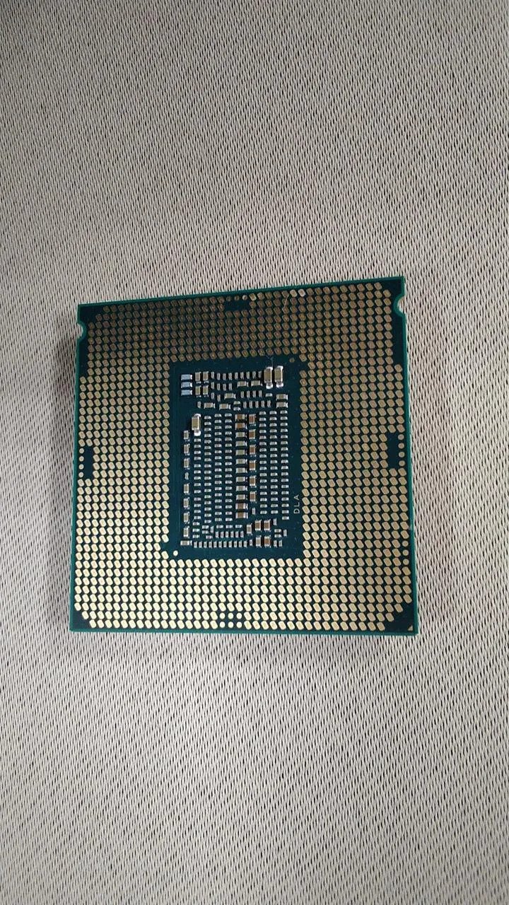 Processeur Intel Core i5-9600KF