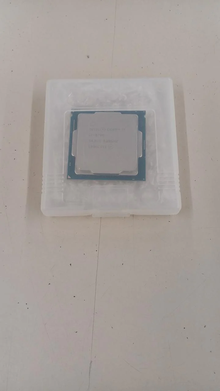Intel Core i7 i7-8700