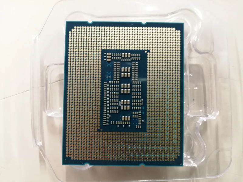 Processeur Intel i7-13700F