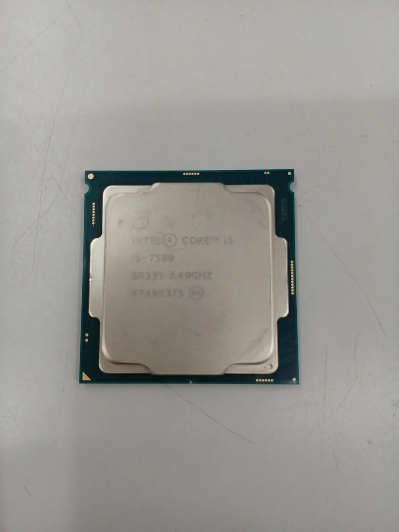 Processeur Intel i5-7500 à 3.40 GHz