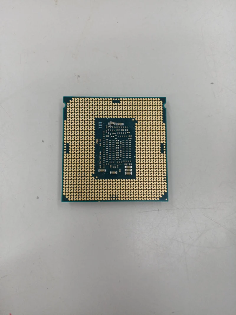 Processeur Intel Core i3-8100 à 3.60 GHz