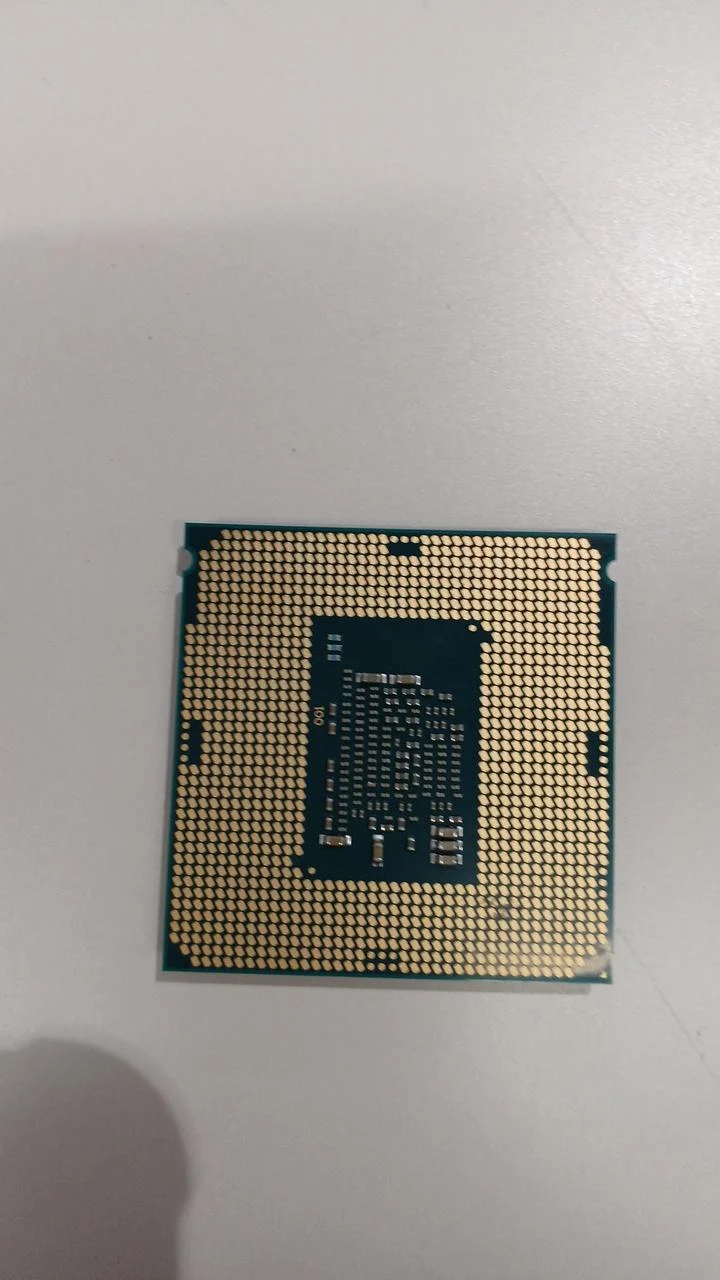 Processeur Intel Core i3-7100 à 3.9 GHz