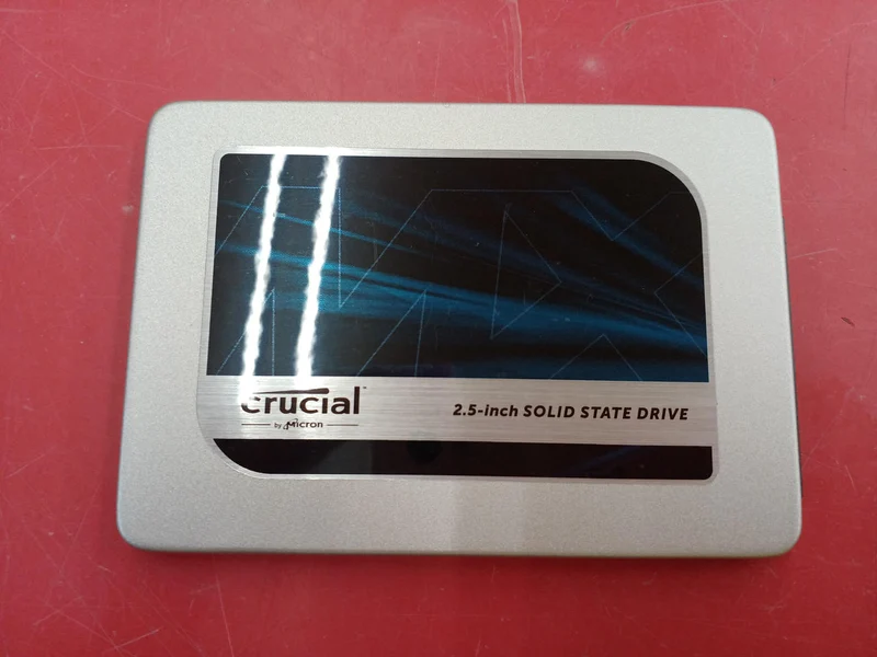 SSD CRUCIAL CT750MX300SSD1