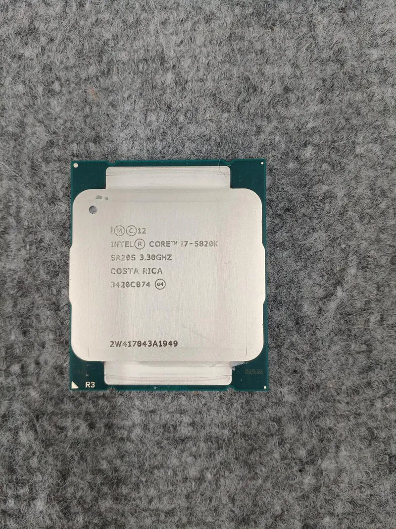 Processeur Intel Core i7-5820K à 3.3 GHz