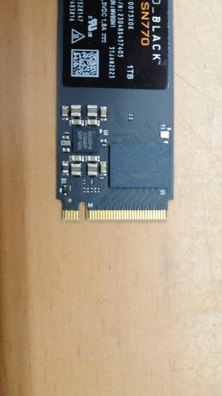 SSD WD BLACK M.2 (1 To) SN770 (WD100T3X0E)