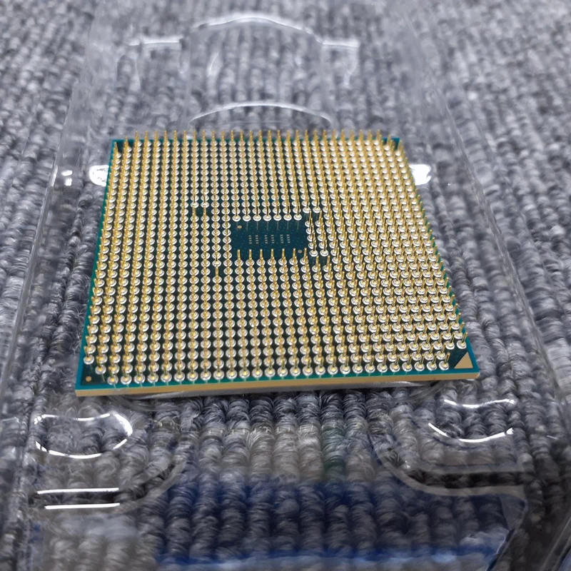 Processeur AMD A10 7800 (AD7800YBI44JA)