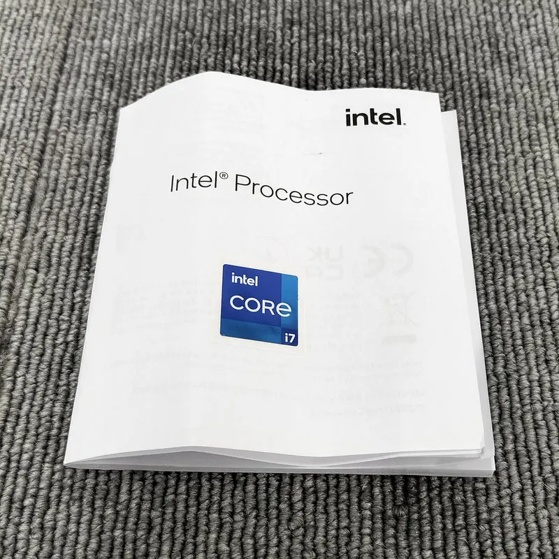 INTEL [16 cœurs, 24 threads] INTEL i7-13700K Core i7-13700K