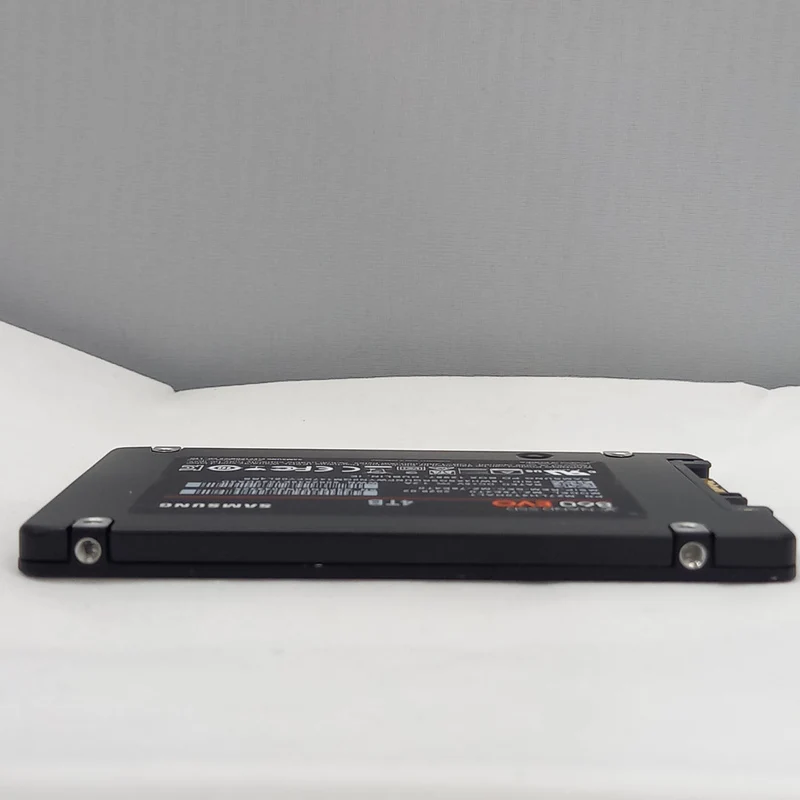 SSD SAMSUNG 4 To MZ-76E4T0