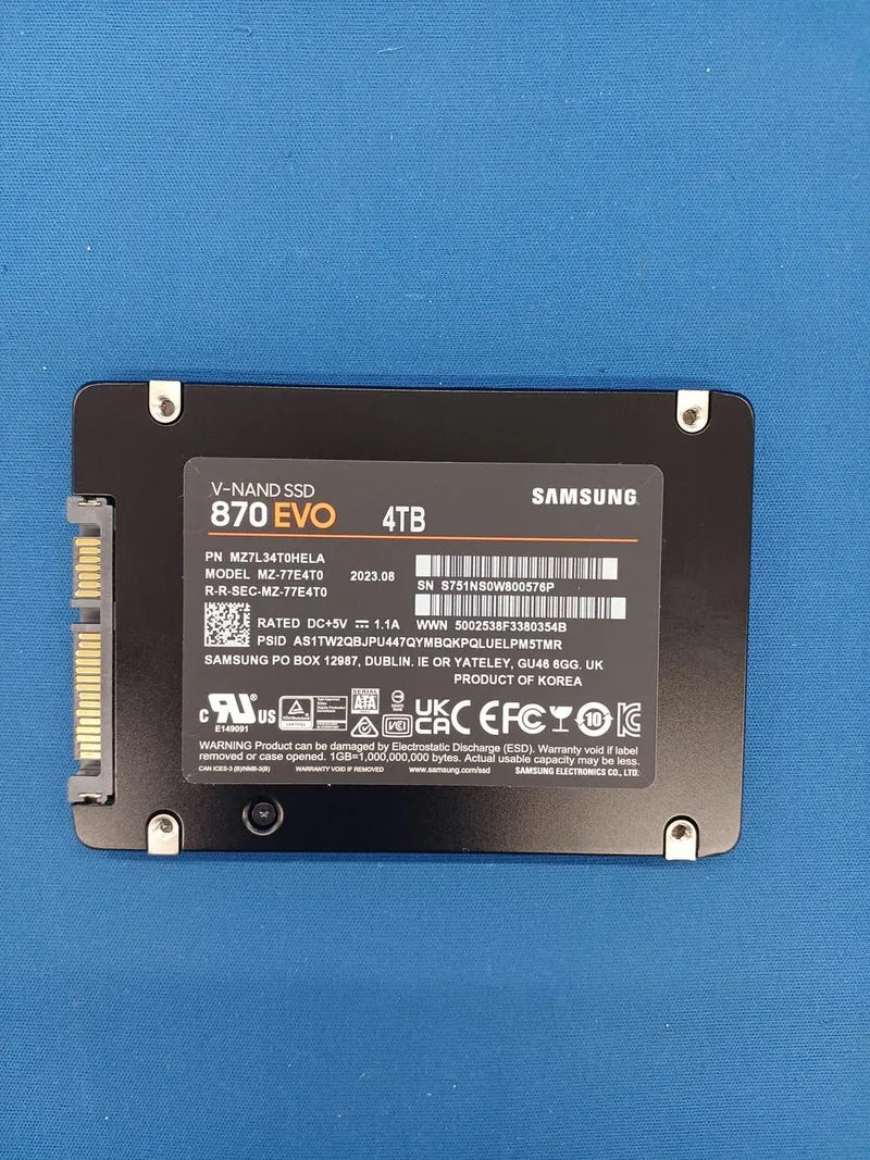 SSD SATA SAMSUNG MZ-77E4T0