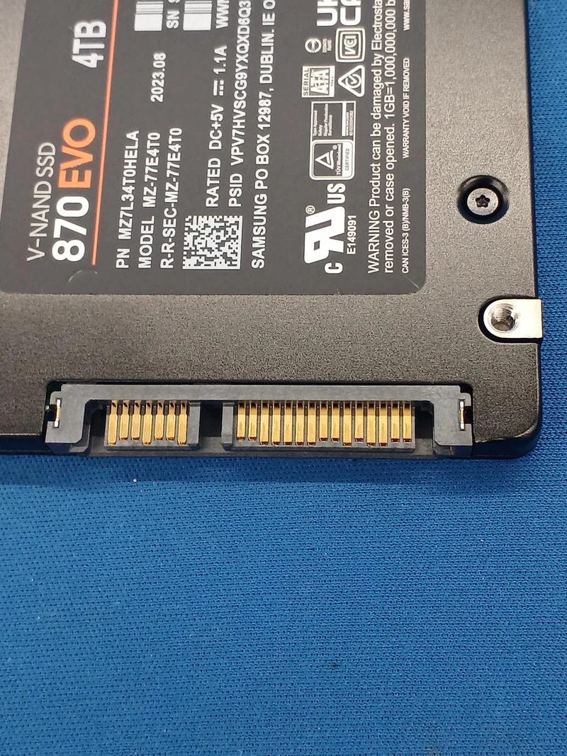 SSD SATA SAMSUNG MZ-77E4T0