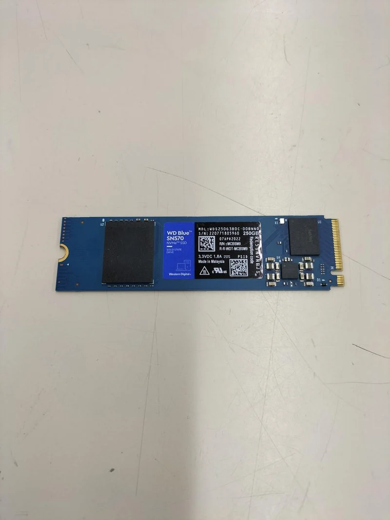 WESTERN DIGITAL NVME 250 Go WDS250G3B0C