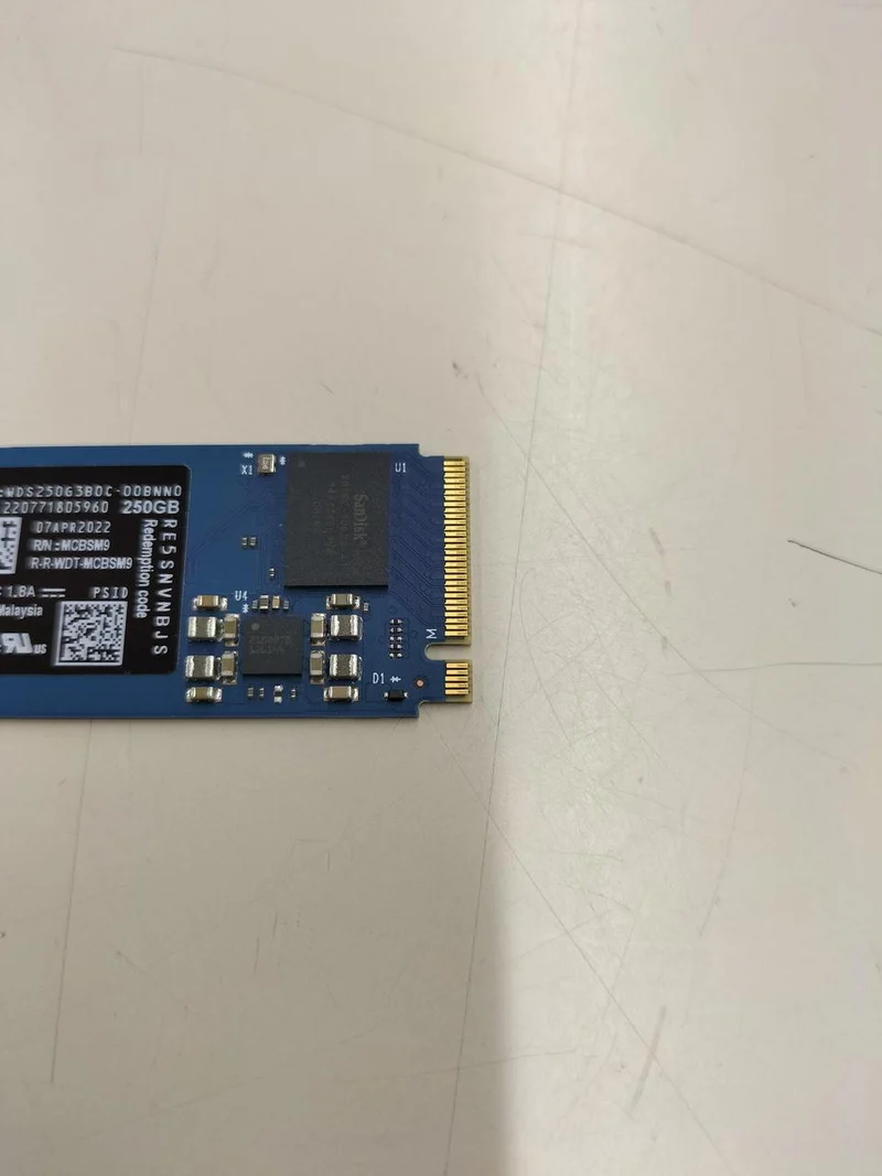 WESTERN DIGITAL NVME 250 Go WDS250G3B0C