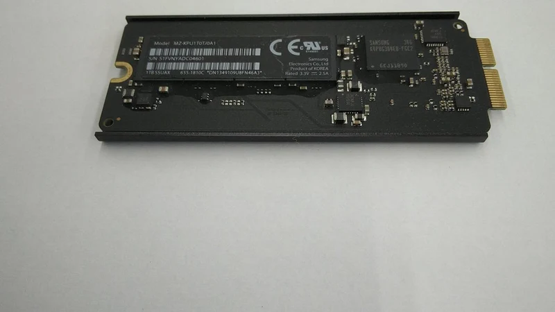[À DÉCHETER] SSD SAMSUNG (1 To) MZ-KPU1T0T/0A1