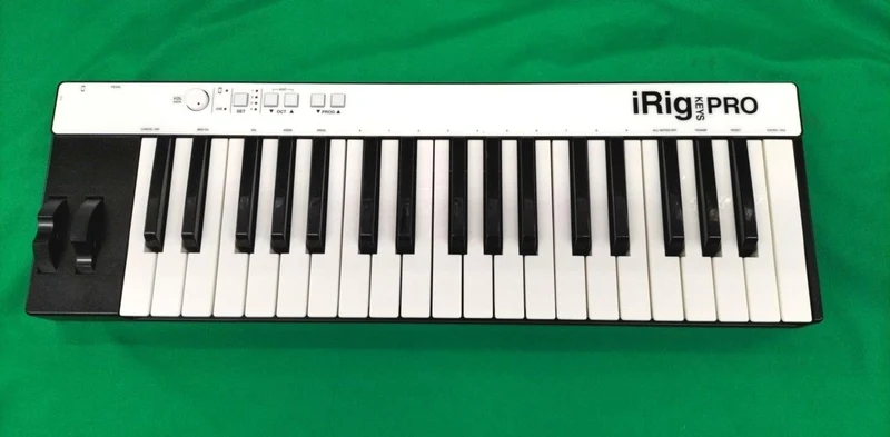 Clavier MIDI multimédia IK IRIG KEYS PRO