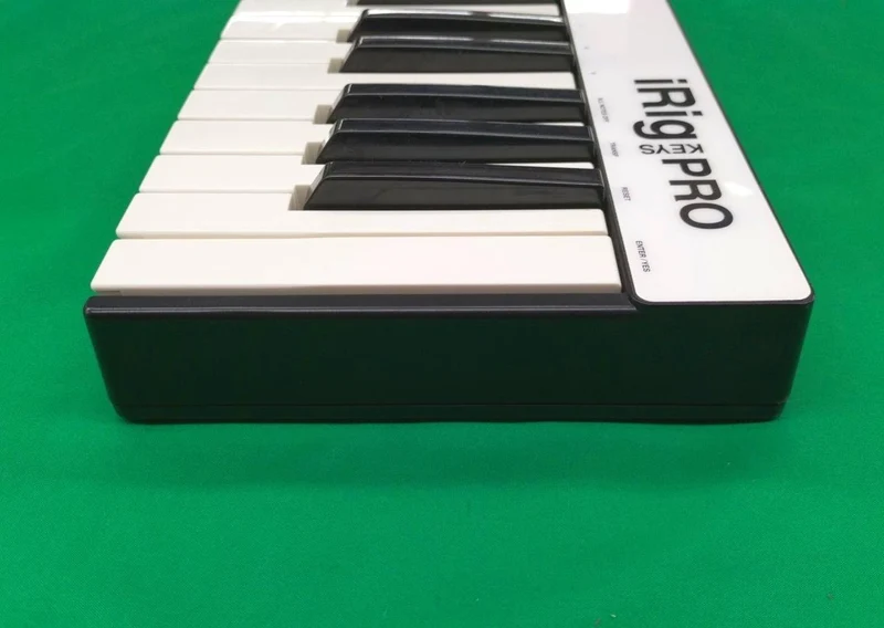 Clavier MIDI multimédia IK IRIG KEYS PRO