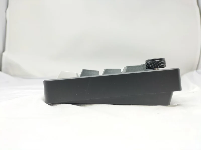 Clavier de jeu EPOMAKER GALAXY65